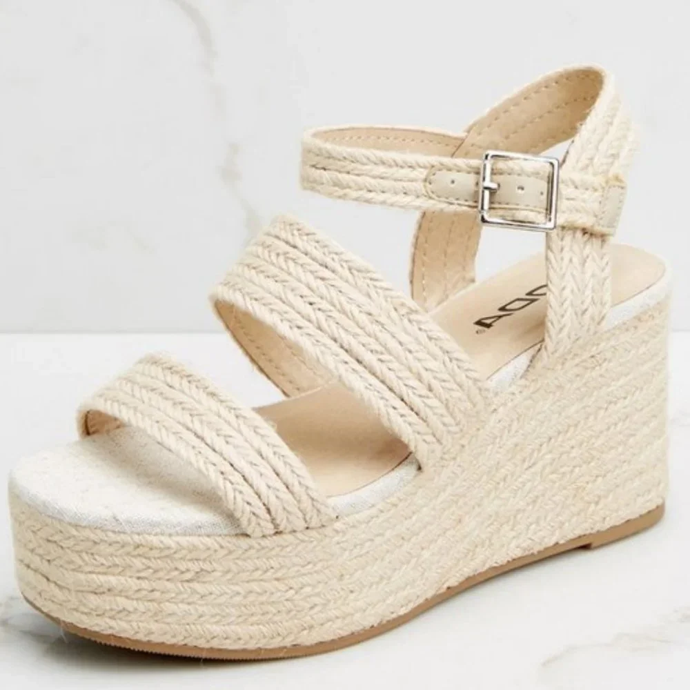 Natural Raffia Platform Wedge - Picture 4 of 6